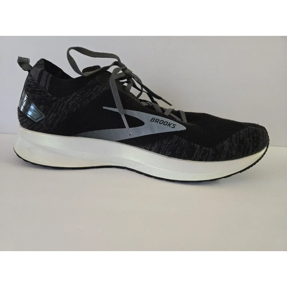 Brooks Levitate 4 Running Shoes Men's 14 Black And Pearl White ECU, No Insole